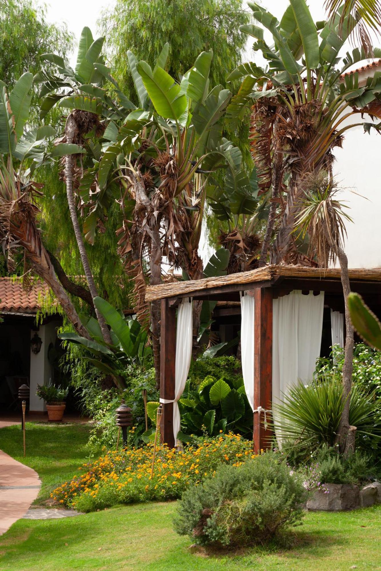 Nora Club Hotel & Spa Pula Exterior photo