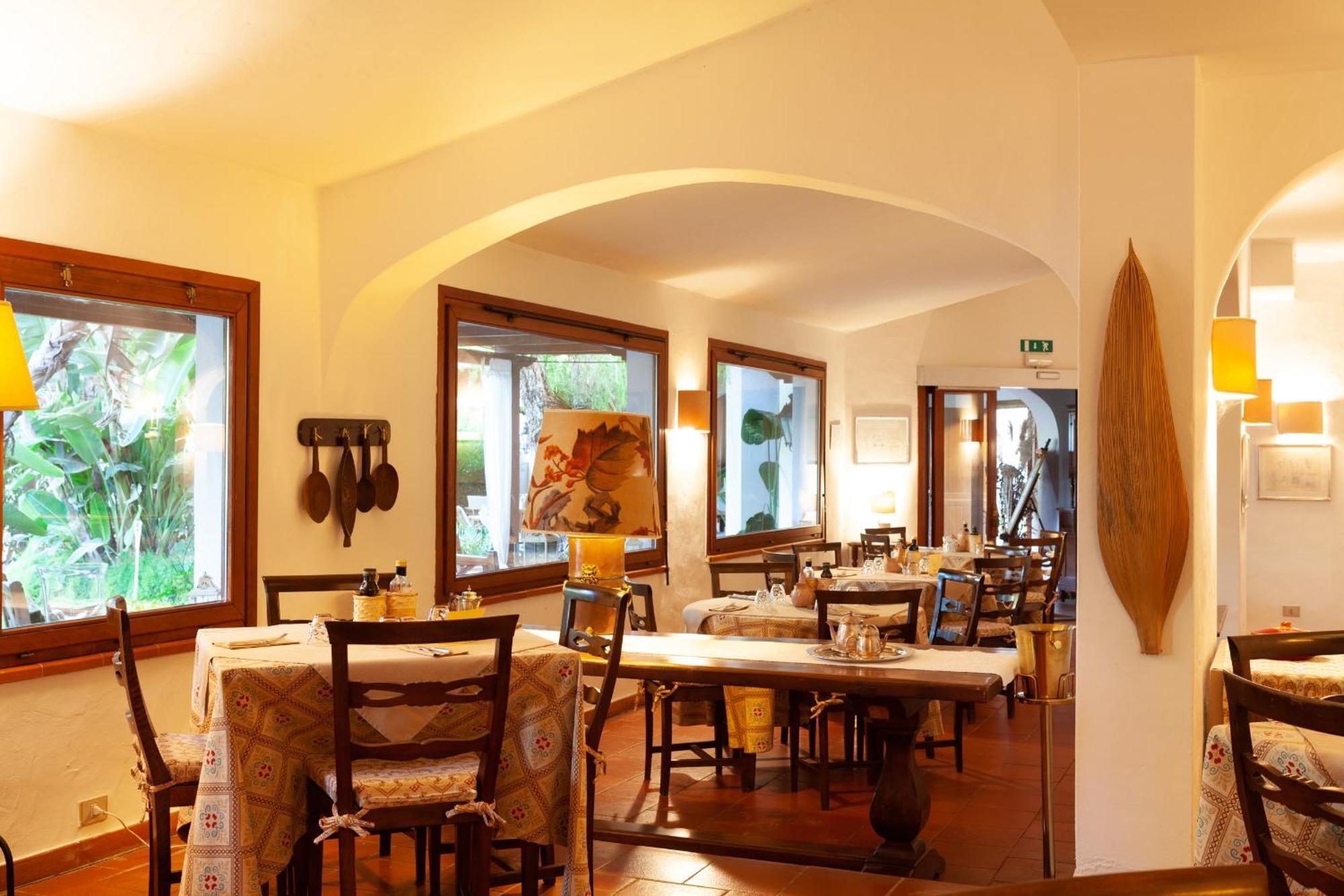Nora Club Hotel & Spa Pula Exterior photo